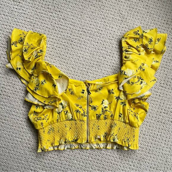 Alice + Olivia Shanae Ruffle Sleeve Tie Top in Escape Ditsy Sunbeam Size L - Picture 8 of 8